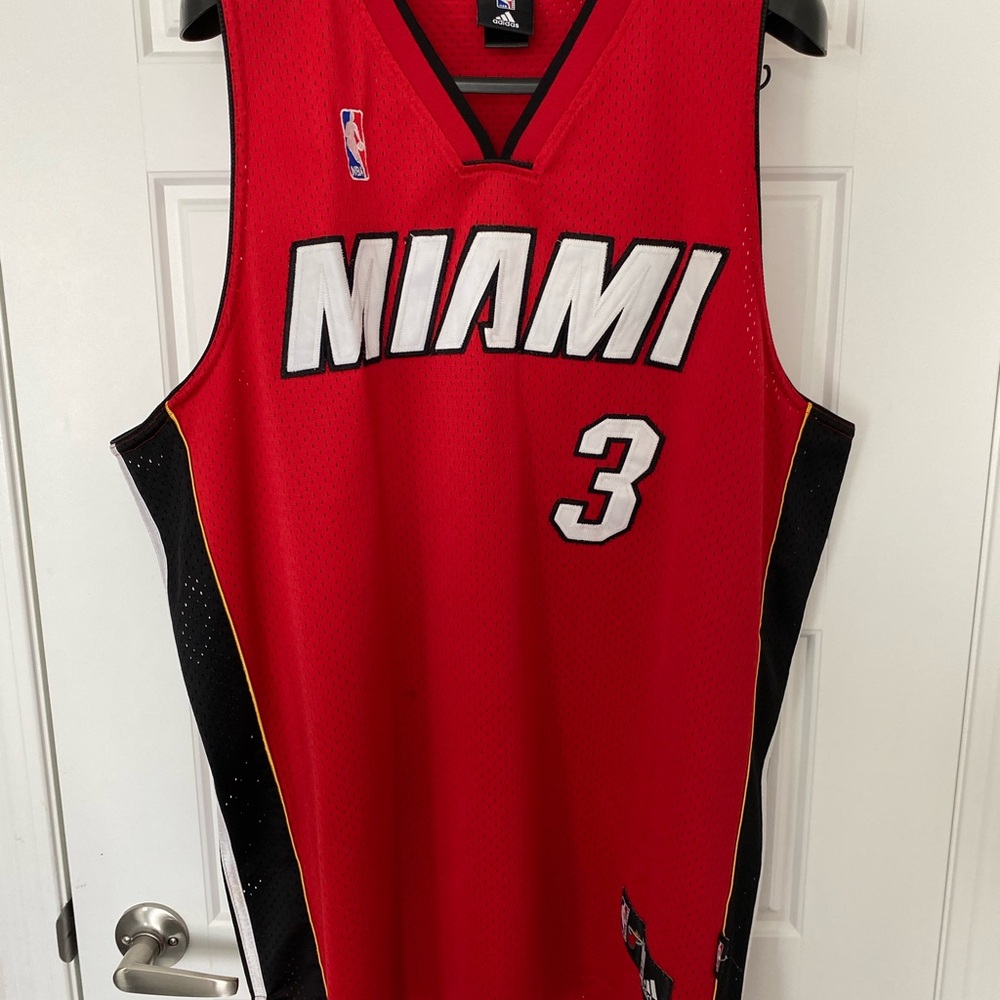 DWAYNE WADE Miami Heat Classic Adidas Red and Black Basketball Jersey